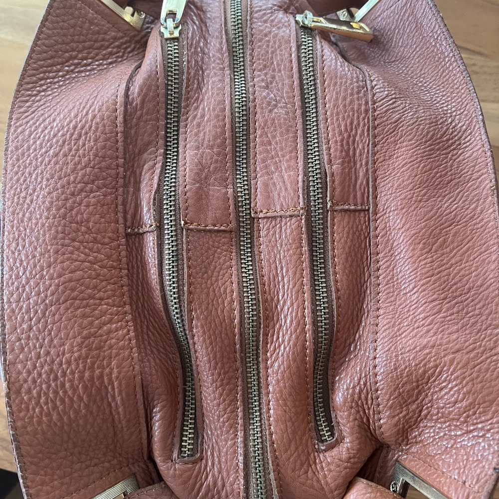 Sandro Tan Leather Shoulder Bag, Gently Worn, Great Look, Super Soft - Picture 4 of 9